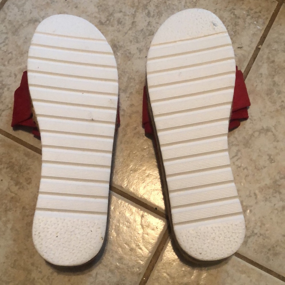 Sandals - Picture 3 of 3